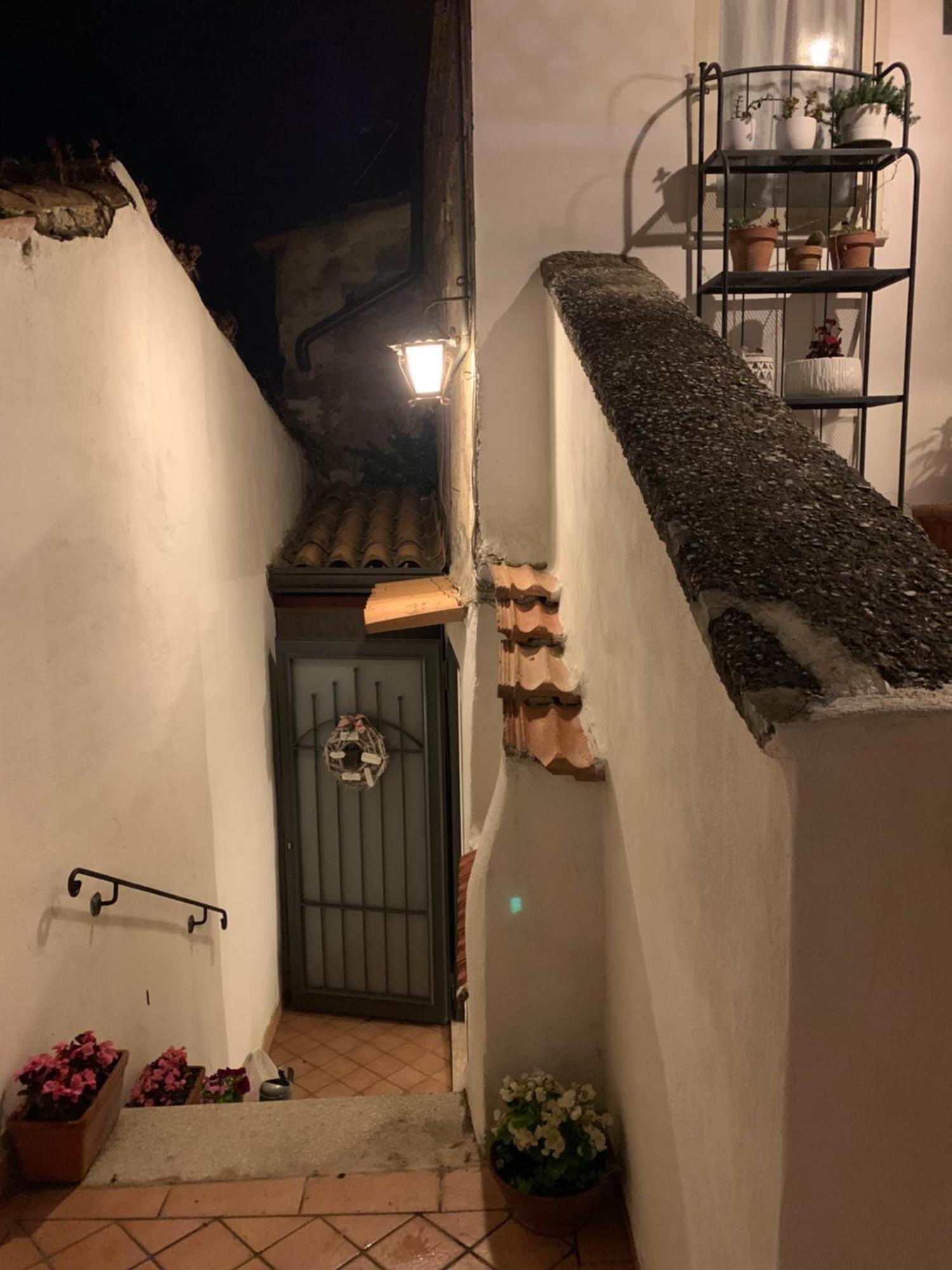 Appartement La Porta Di San Domenico à Sessa Aurunca Extérieur photo